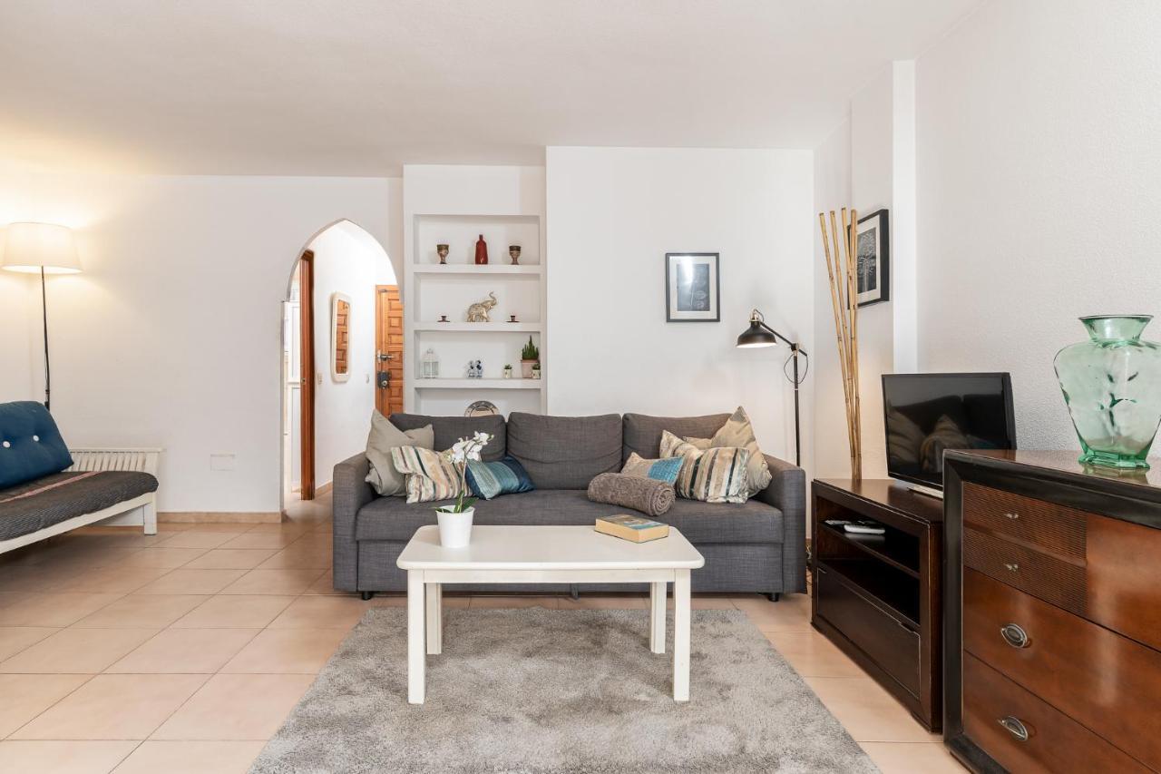 Lovely Apartment Next To The Beach 토레몰리노스 외부 사진